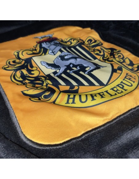 Poncho Oversize Hufflepuff Harry Potter Exclusiva Espectarium