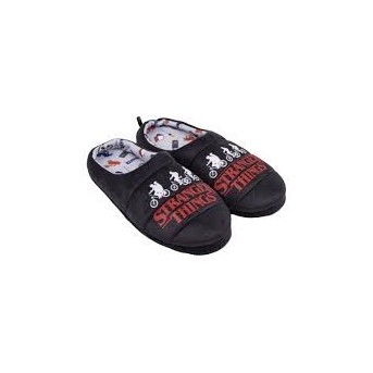 ZAPATILLAS STRANGER THINGS NEGRO PREGUNTAR TALLAS
